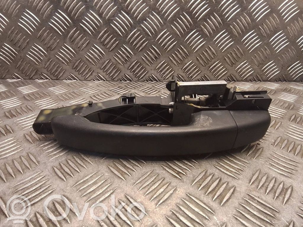 Opel Vivaro Front door exterior handle 