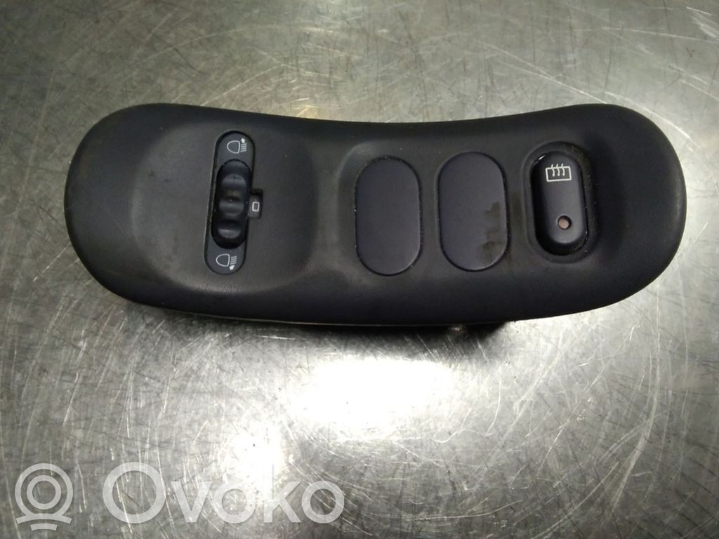 Renault Espace III Headlight level height control switch 