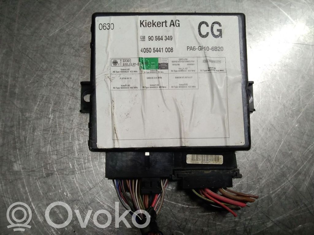 Opel Vectra B Comfort/convenience module 