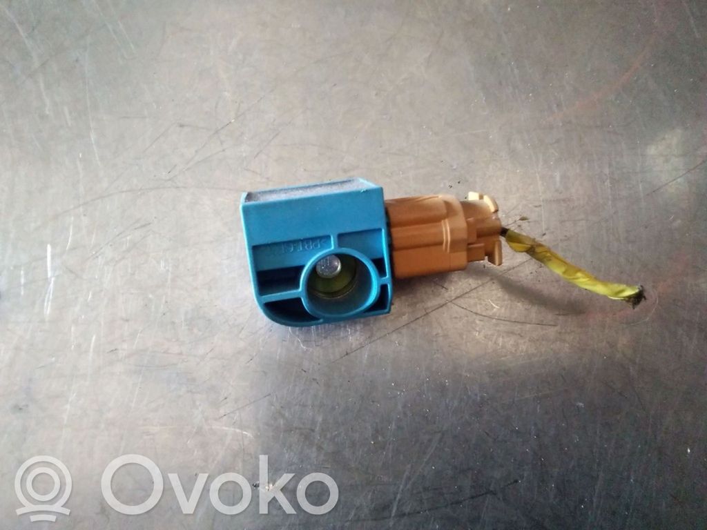 KIA Sorento Airbagsensor Crashsensor Drucksensor 