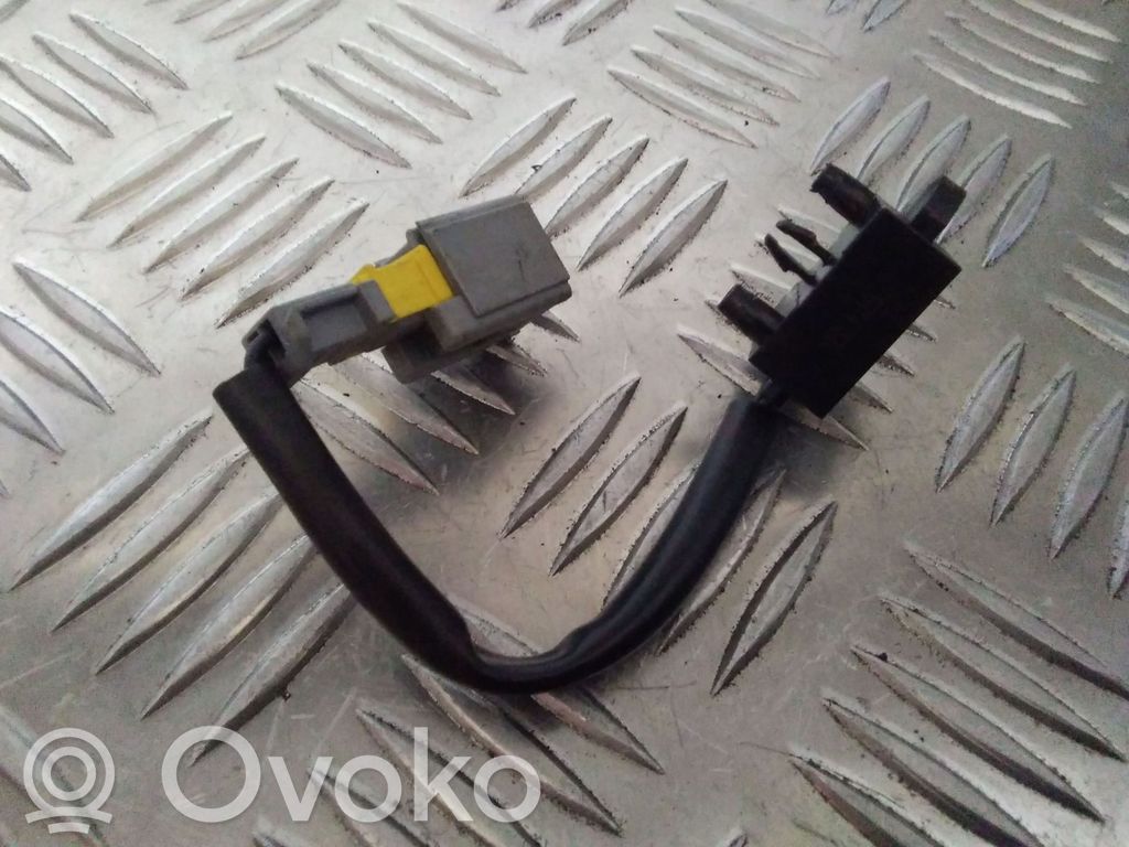 Citroen C4 I Clutch pedal sensor 