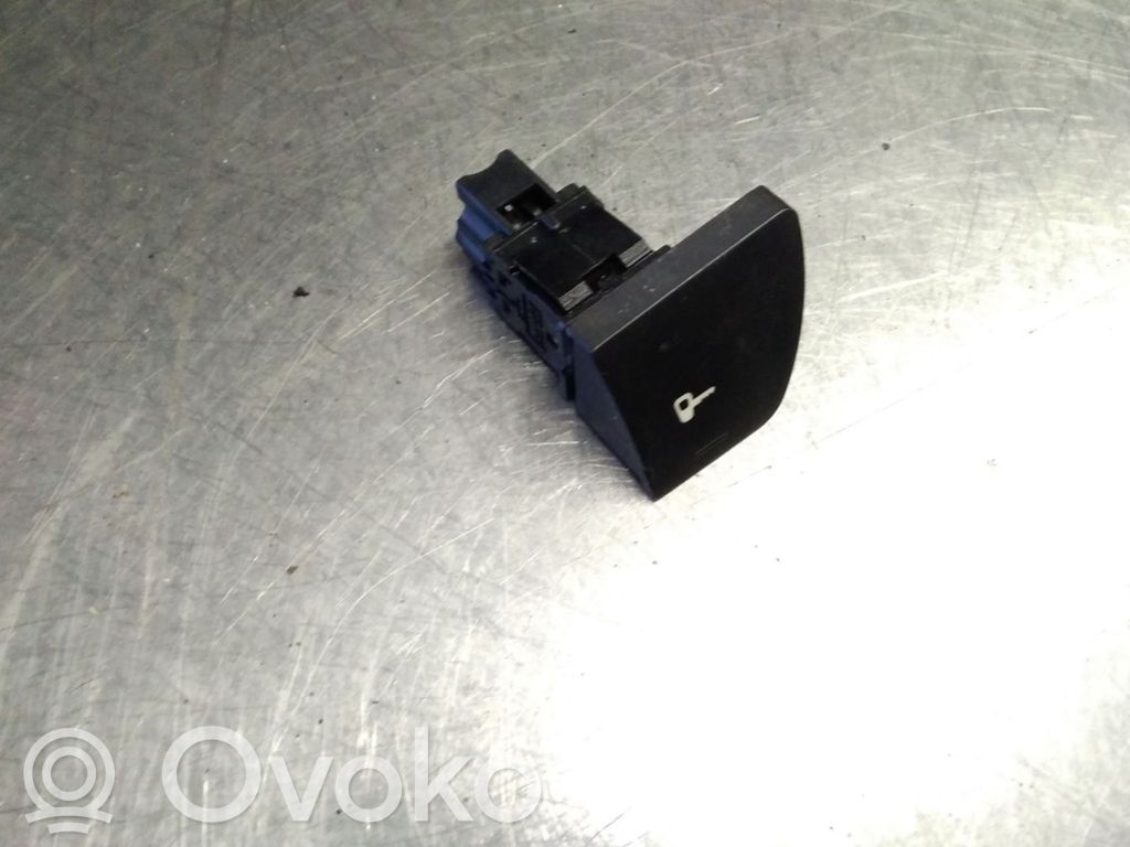 Peugeot 307 Central locking switch button 