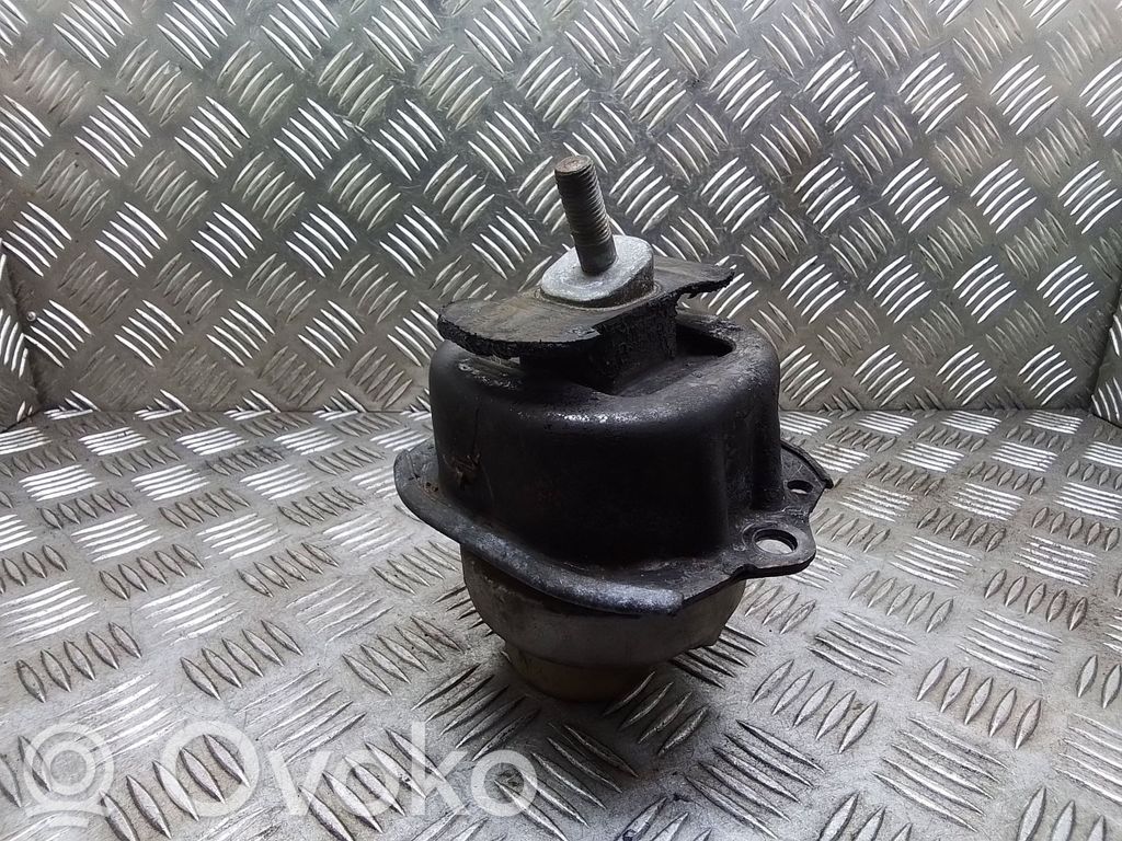 BMW X5 F15 Engine mount bracket 