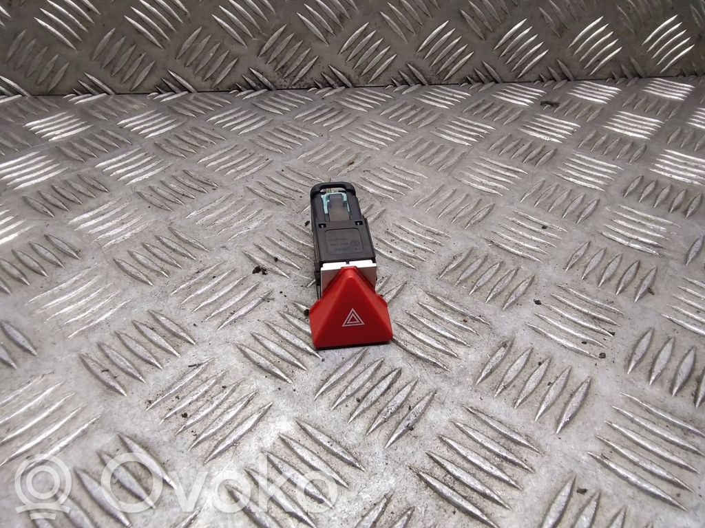 Volkswagen Touran I Hazard light switch 