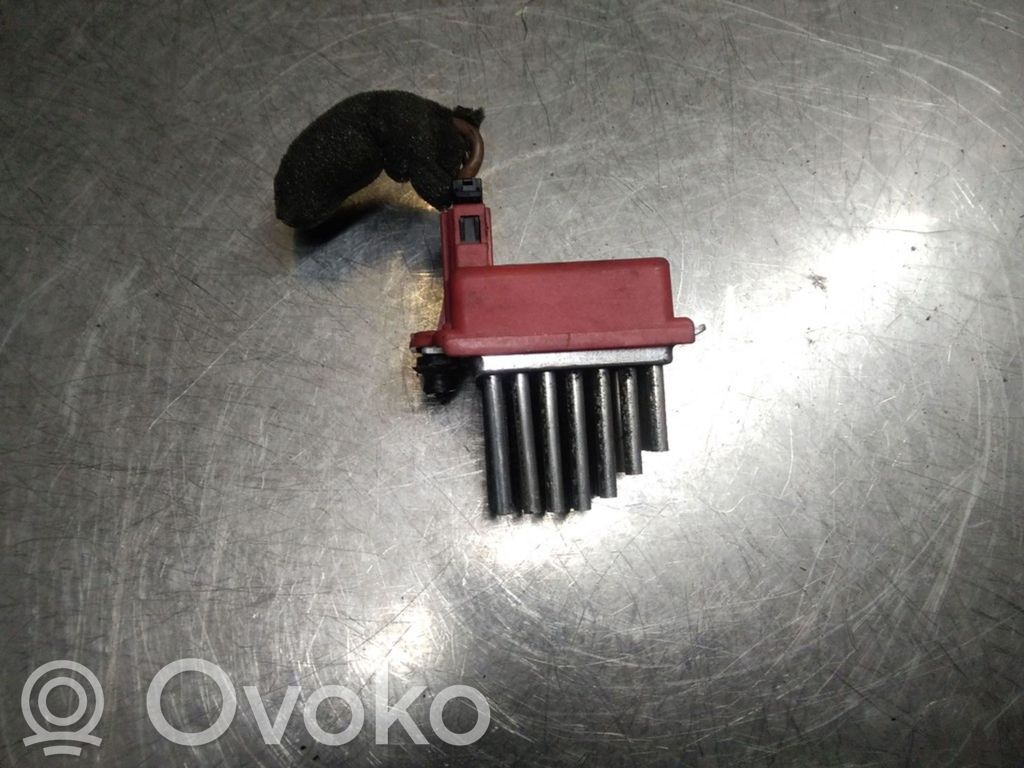 Audi A4 S4 B6 8E 8H Rezystor / Opornik dmuchawy nawiewu 
