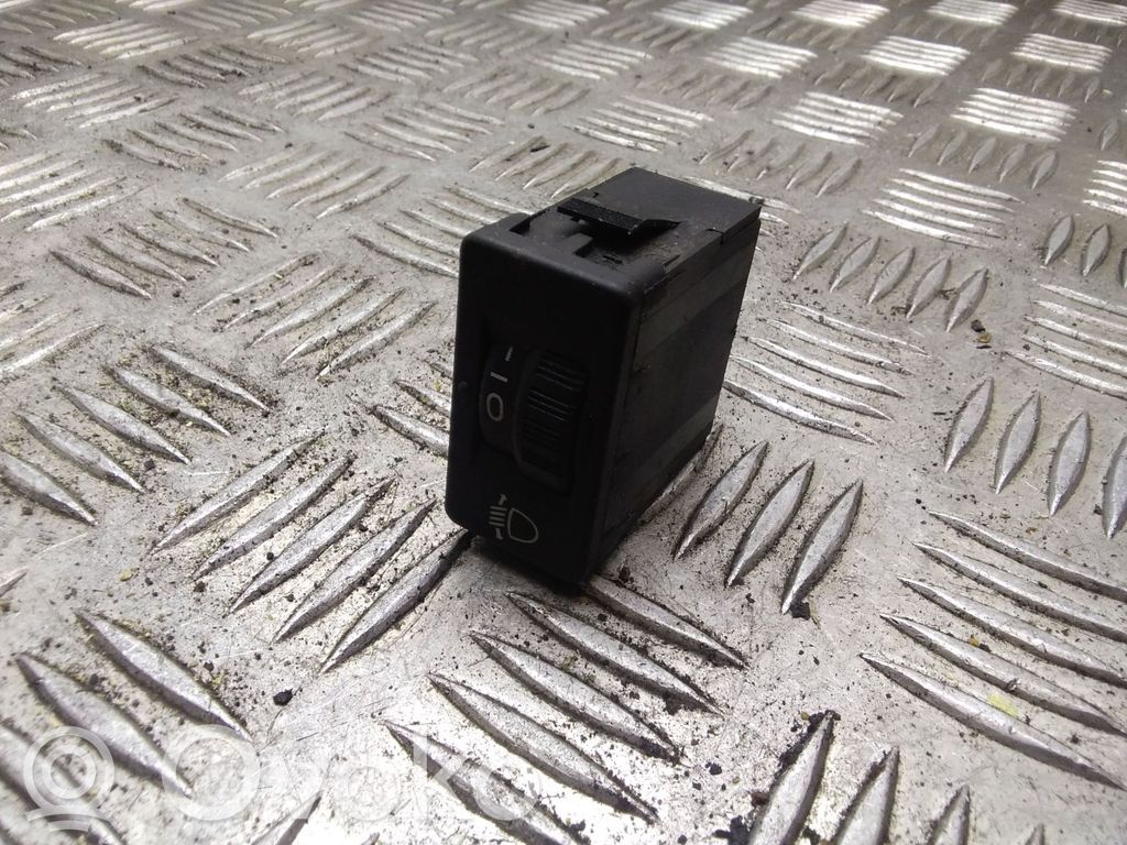 Citroen C4 I Headlight level height control switch 