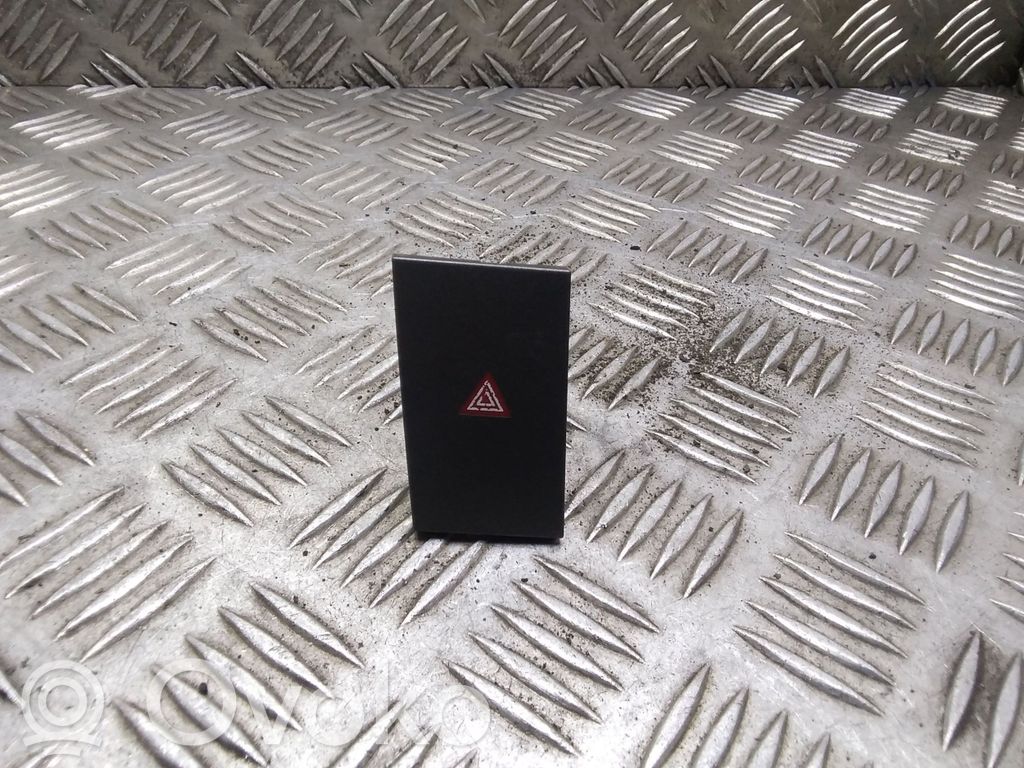 Opel Vectra C Hazard light switch 