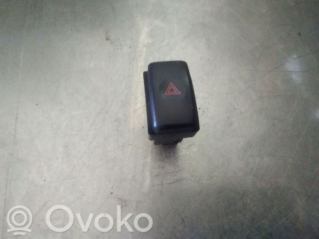 Subaru Outback Hazard light switch 