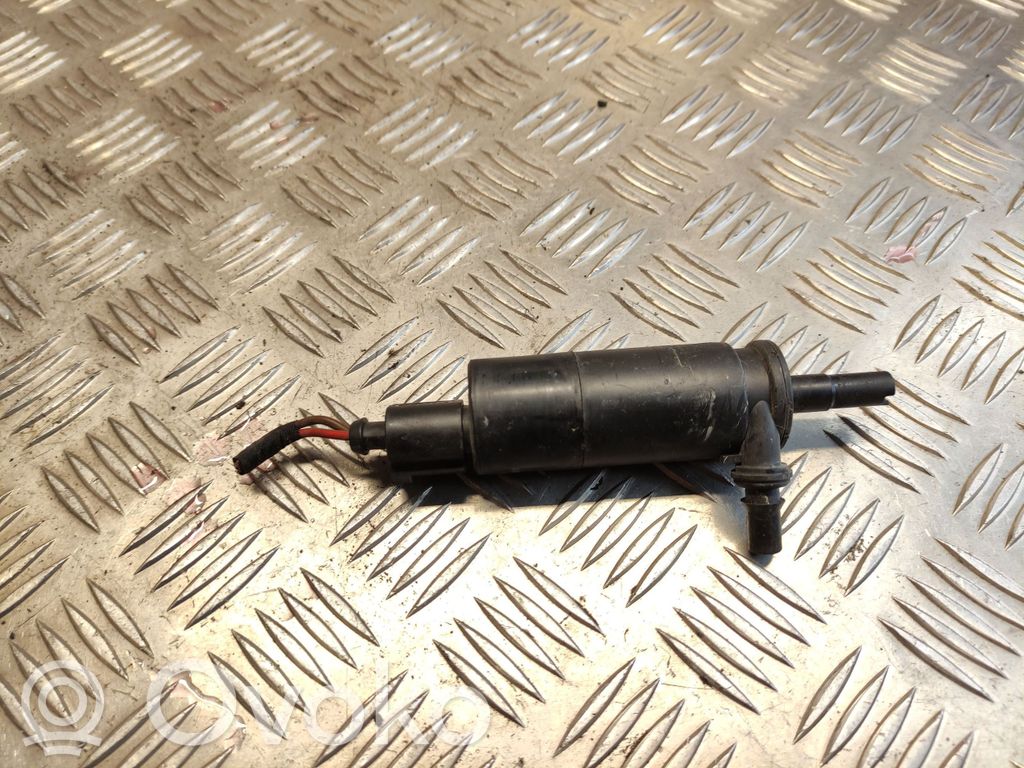 Audi A1 Windscreen/windshield washer pump 