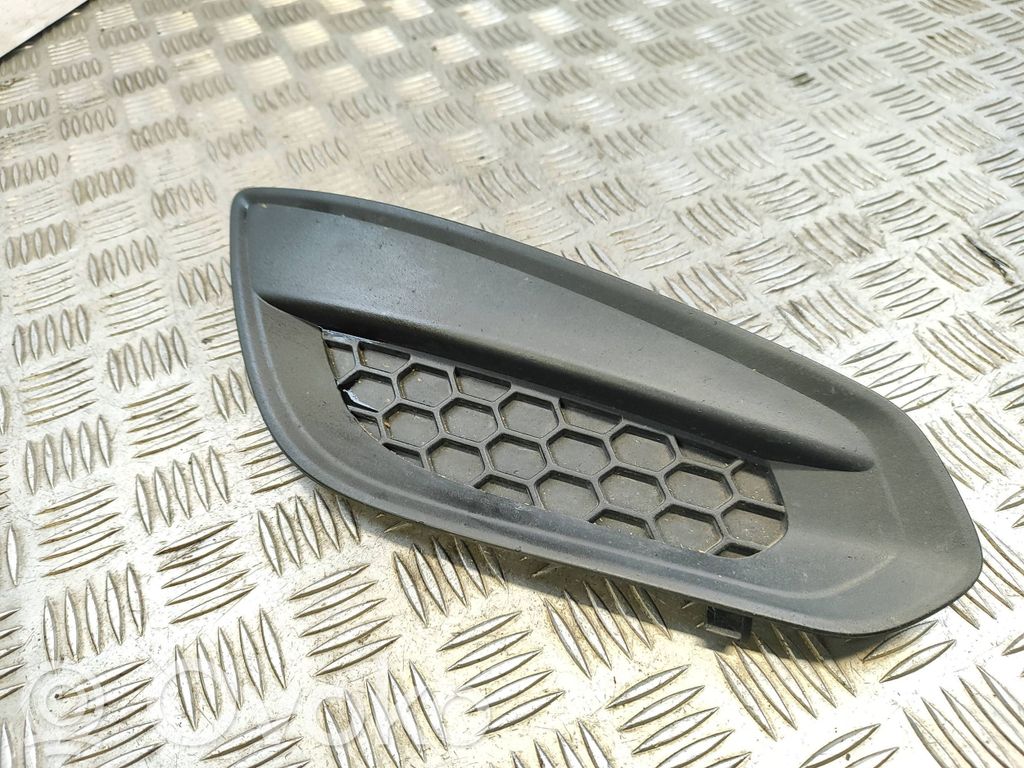 Volvo S60 Front bumper lower grill 