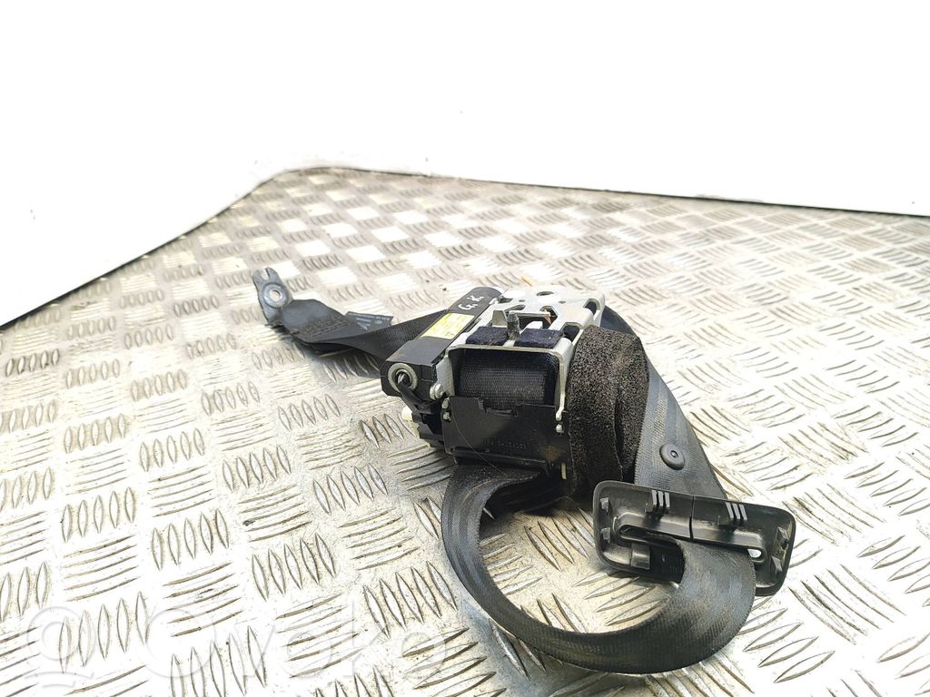 Volvo S60 Cinturón trasero 