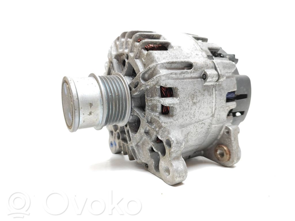 Audi Q2 - Ģenerators 