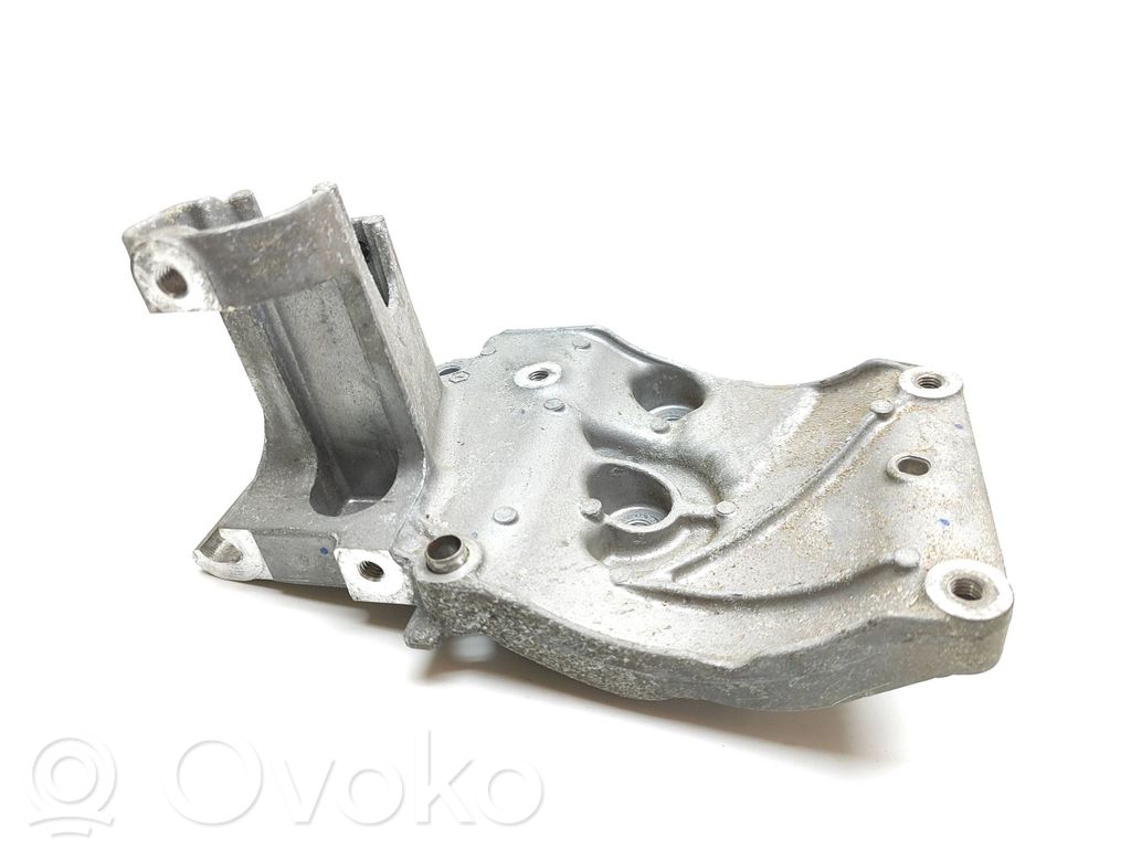 Peugeot 3008 II A/C compressor mount bracket 