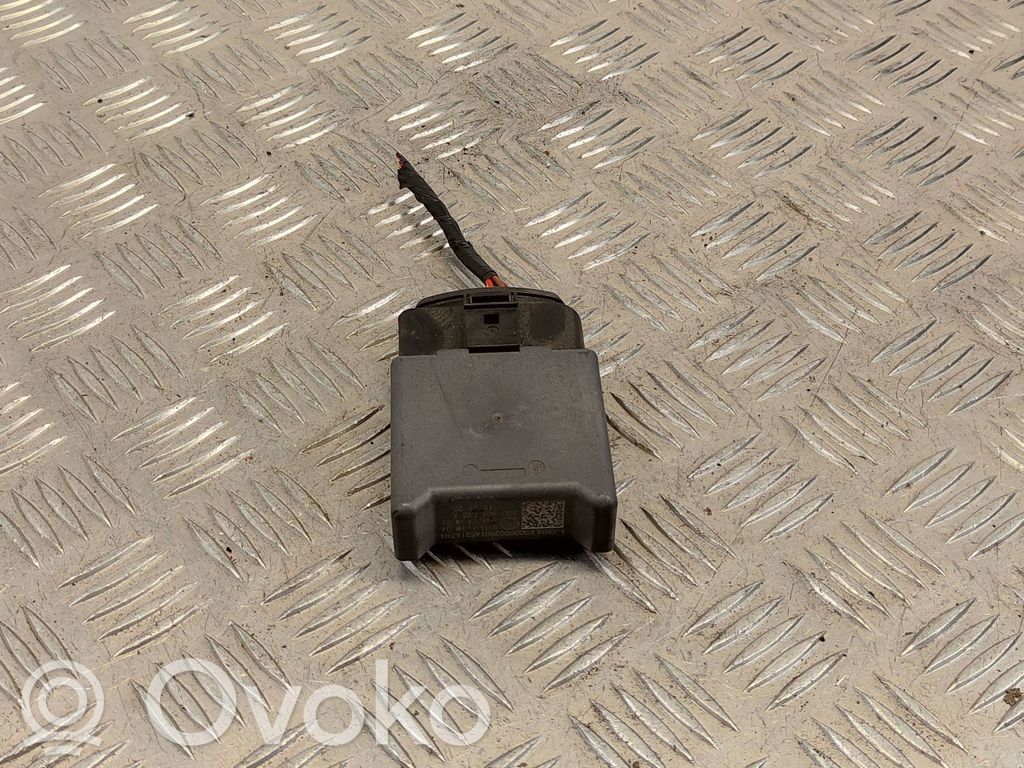Volkswagen Polo VI Блок управления топливного насоса 