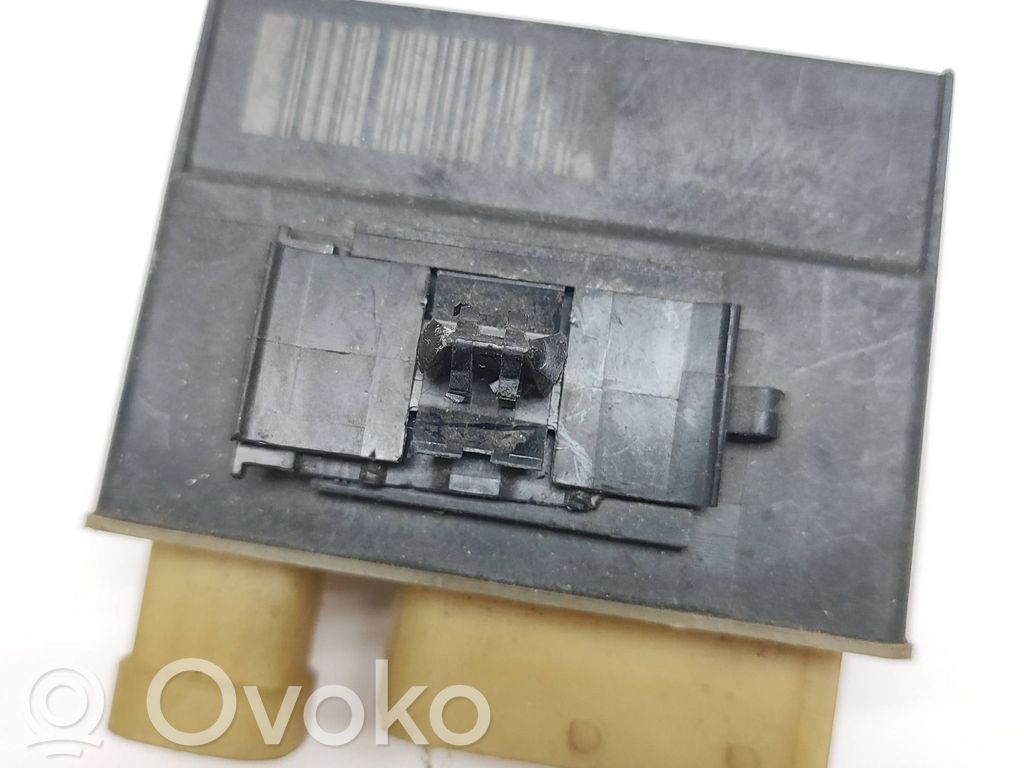 Citroen C4 Grand Picasso Glow plug pre-heat relay 