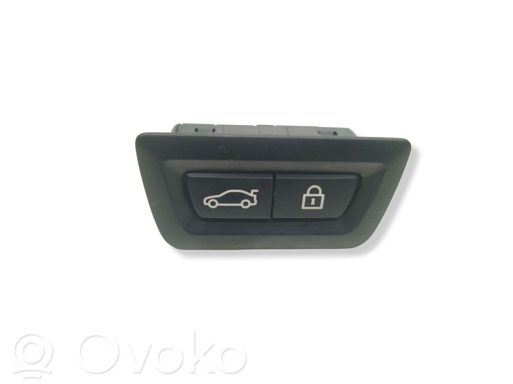 BMW X2 F39 Tailgate/boot open switch button 