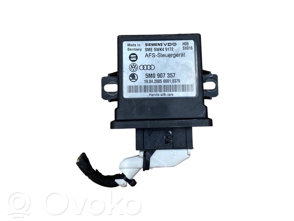 Volkswagen PASSAT B6 Light module LCM 