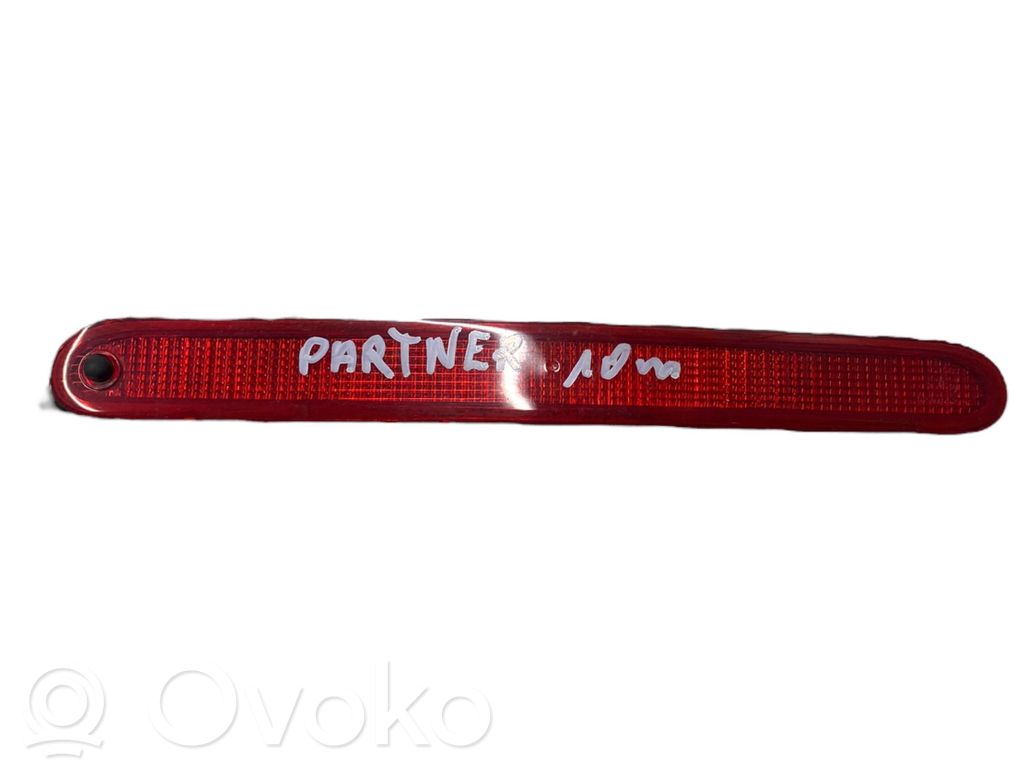 Peugeot Partner Third/center stoplight 