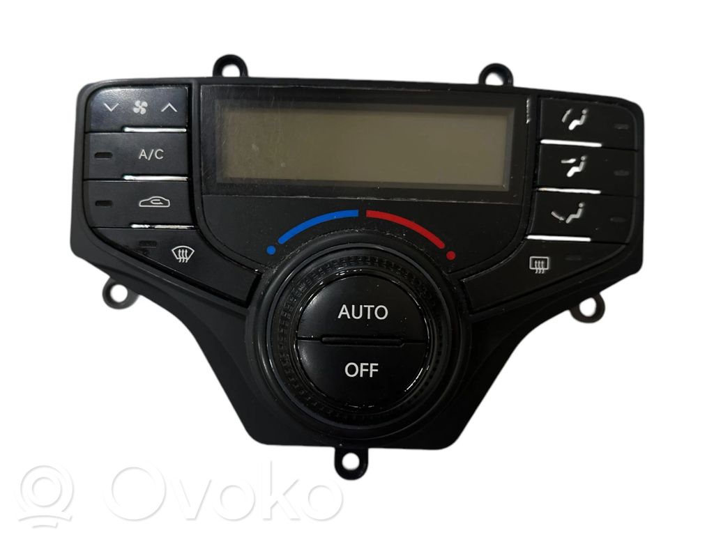 Hyundai i30 Climate control unit 