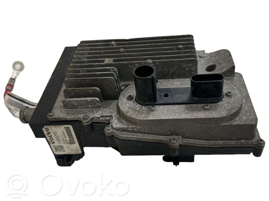 Volvo XC40 Battery control module 