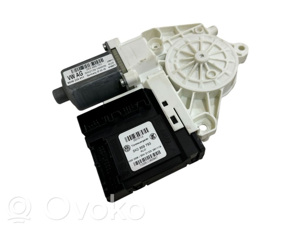 Silnik regulatora szyby drzwi przednich   2K5959701,S038225011