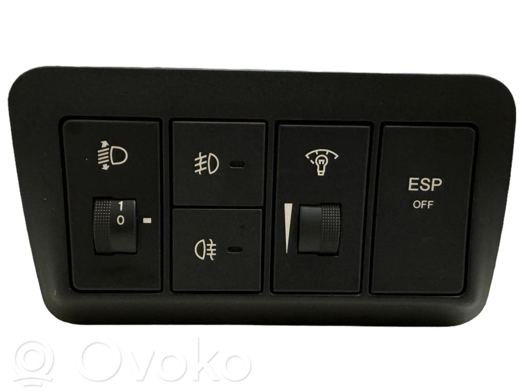 Hyundai Santa Fe Headlight level height control switch 