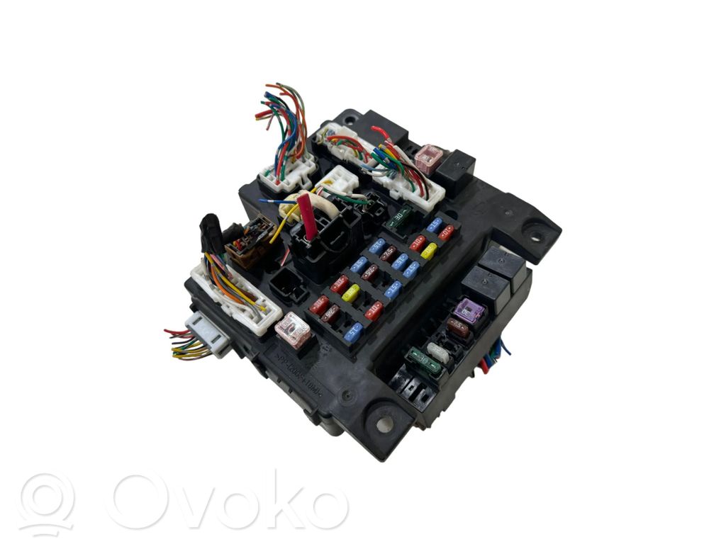Mitsubishi Outlander Fuse module 