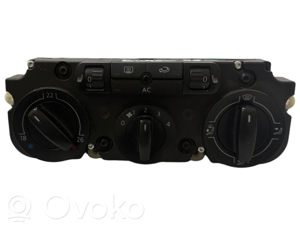 Volkswagen Touran I Climate control unit 