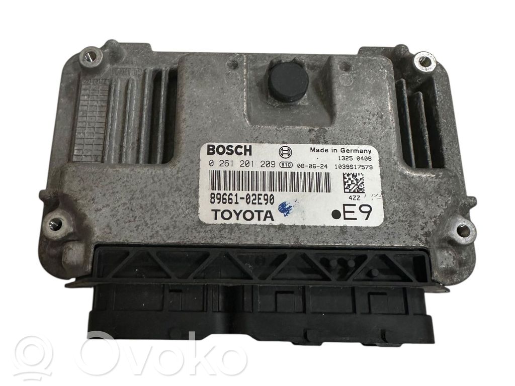 Toyota Auris 150 Engine control unit/module 