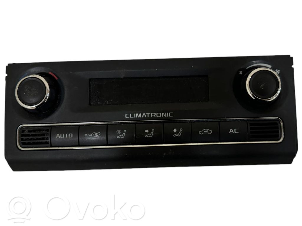 Skoda Fabia Mk2 (5J) Climate control unit 