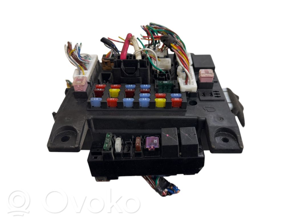 Mitsubishi Outlander Fuse module 
