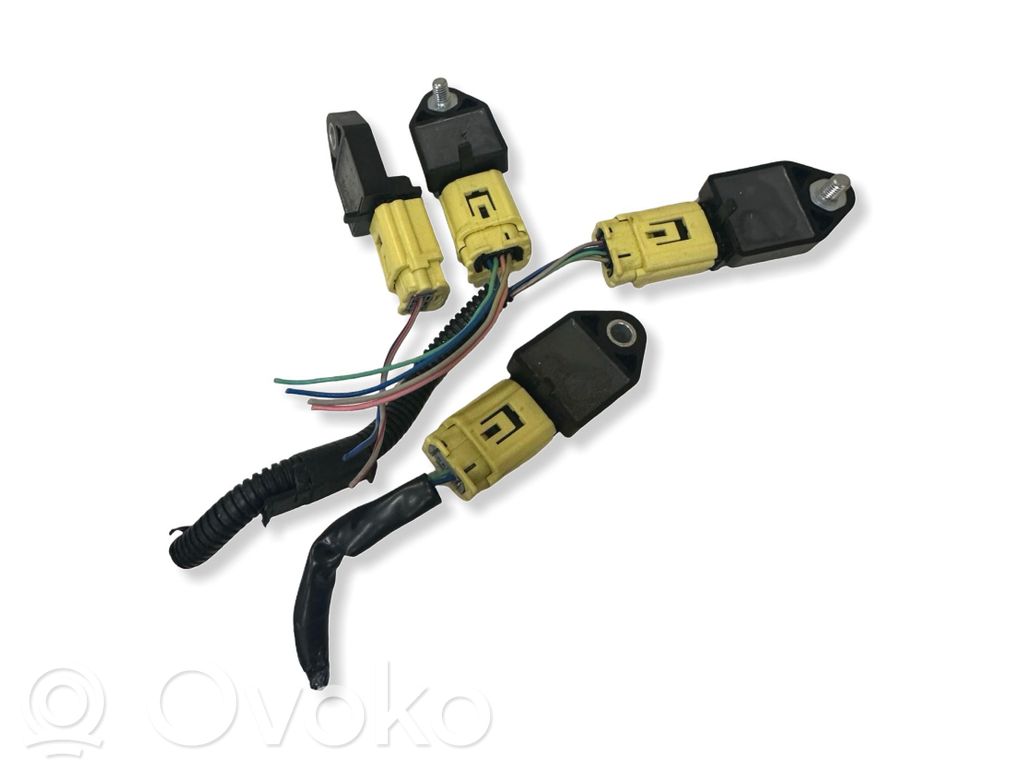 Toyota Avensis T250 Airbagsensor Crashsensor Drucksensor 