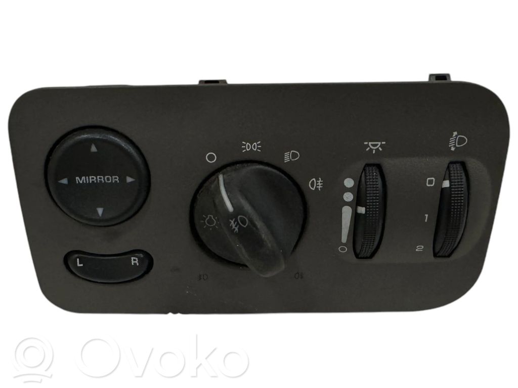 Chrysler Voyager Light switch 