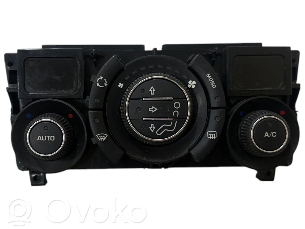 Peugeot 308 Climate control unit 