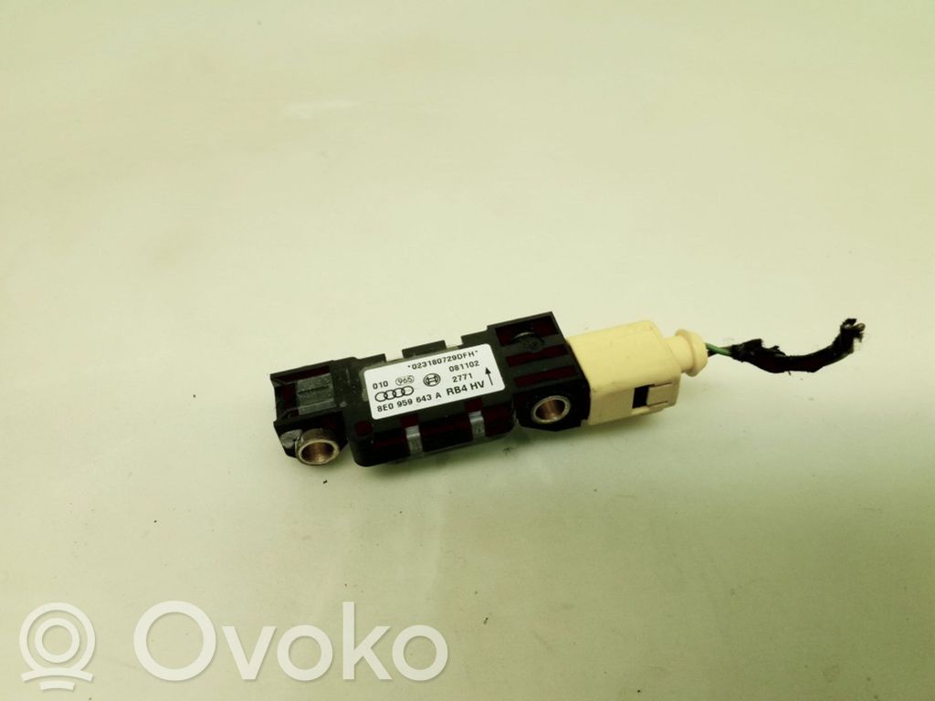 Audi A6 S6 C5 4B Airbag deployment crash/impact sensor 