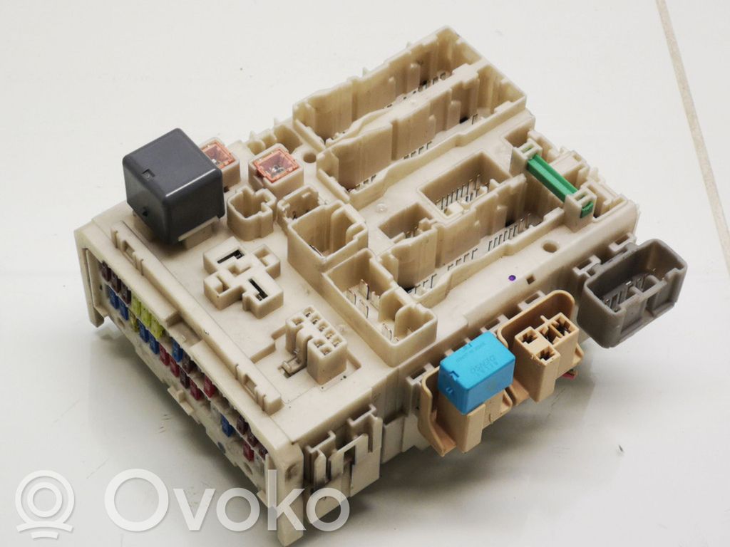 Toyota Yaris Fuse module 