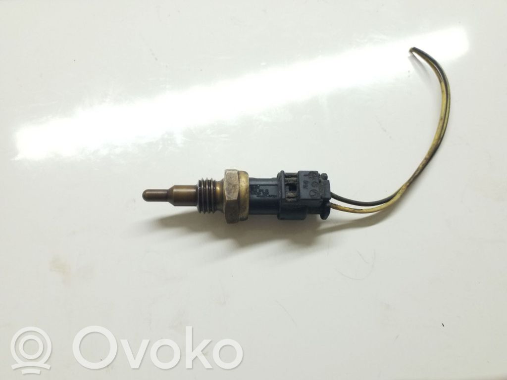 BMW 5 F10 F11 Sensor de temperatura del combustible 