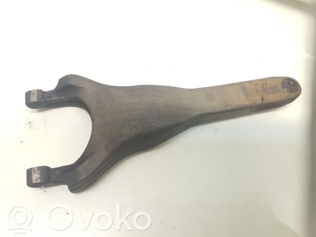 Toyota Avensis T250 Clutch release arm fork 