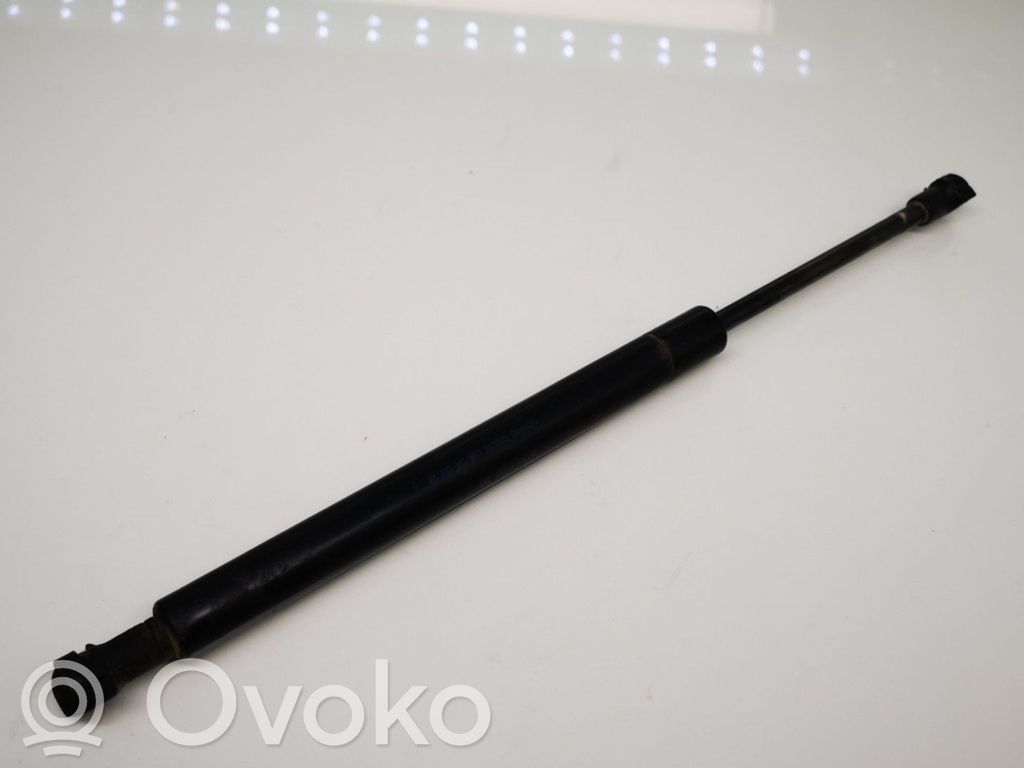 BMW 3 E46 Tailgate/trunk strut/damper 