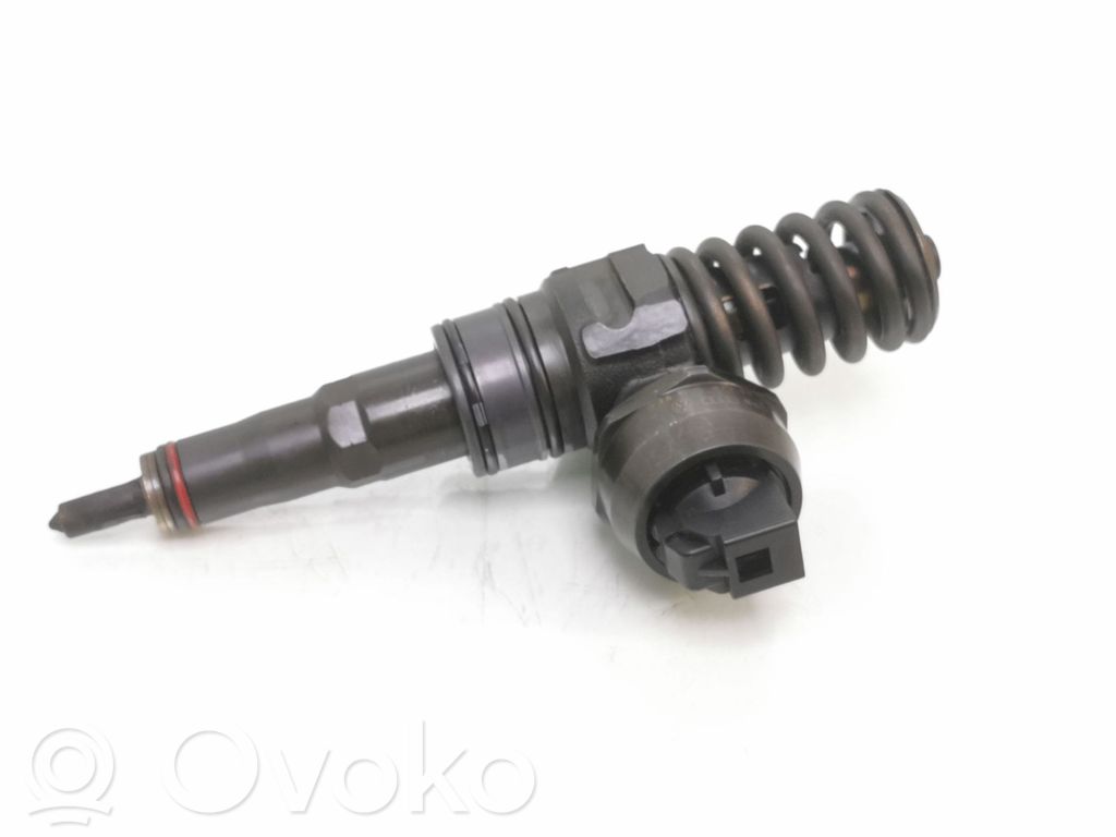 Audi A3 S3 8P Polttoainesuutin 