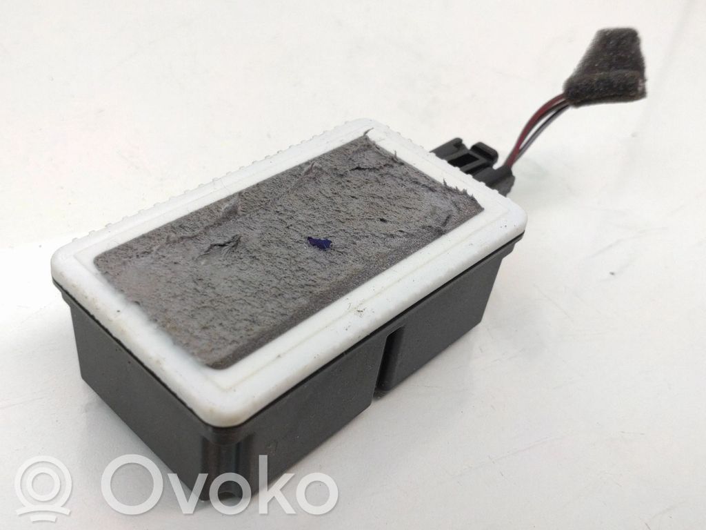 Volvo XC70 Alarm control unit/module 