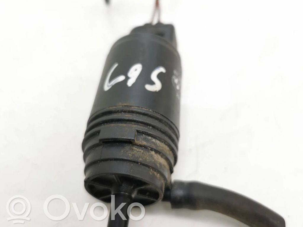 BMW 3 E90 E91 Windscreen/windshield washer pump 