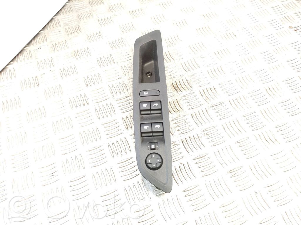 Citroen C4 III e-C4 Electric window control switch 