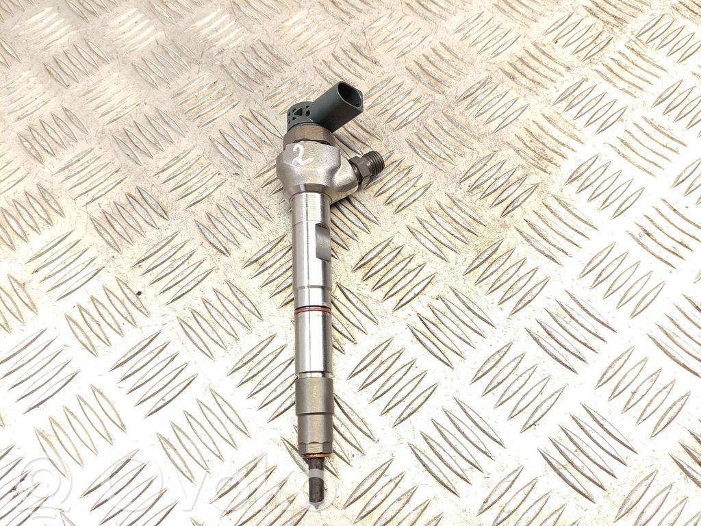 Audi A3 S3 8V Fuel injector 