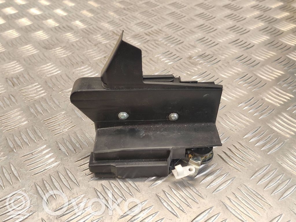 Dacia Sandero Front door lock 