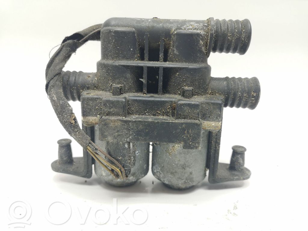 BMW 5 E60 E61 Coolant heater control valve 