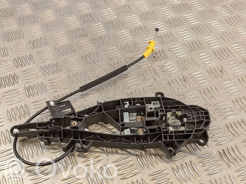 Opel Astra K Etuoven ulkokahvan kehys 