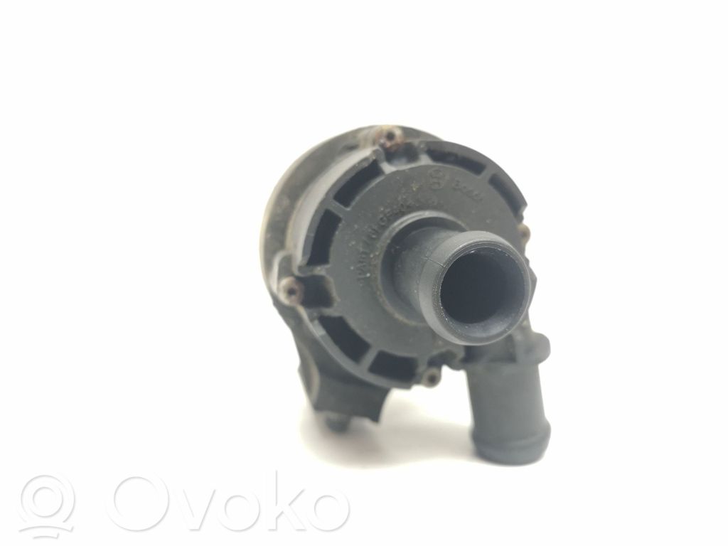 Volkswagen PASSAT B8 Cirkuliacinis el. siurbliukas 