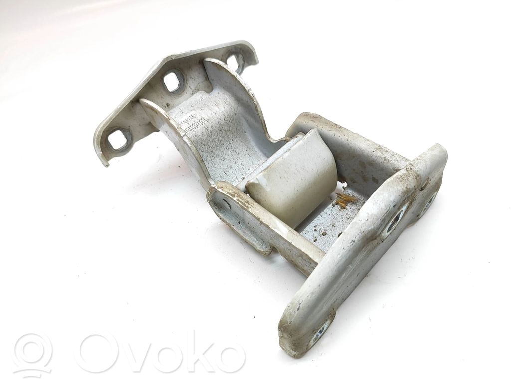 Renault Trafic III (X82) Rear door lower hinge 