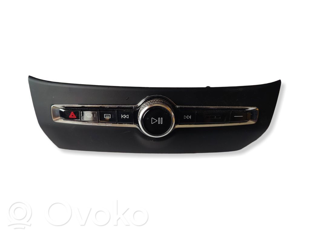 Volvo V60 Head unit multimedia control 